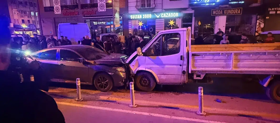 Dalaman Atatürk Caddesi’nde Ters Trafik Kazası Korkuttu!