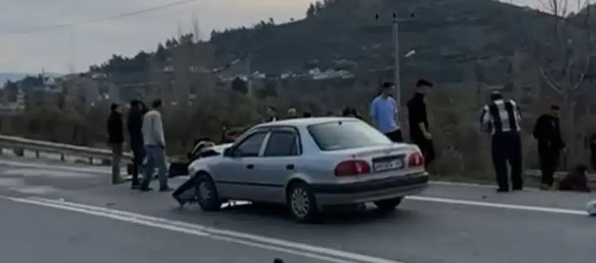 Kavaklıdere’de Trafik Kazası: Anne Hayatını Kaybetti, Kızı Yaralandı