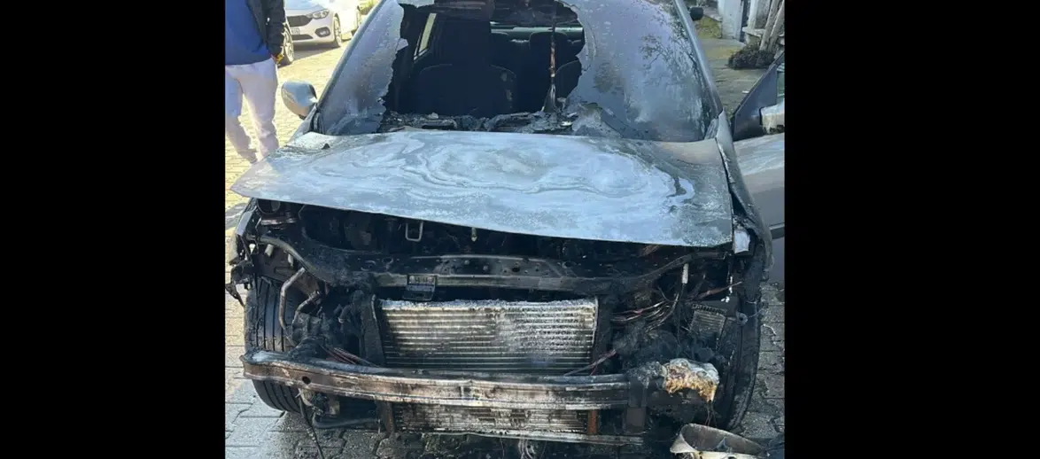 Köyceğiz Ulucami’de Korkutan Yangın: Park Halindeki Araç Yandı!