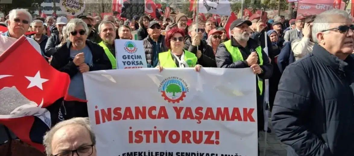 Emekliler Bayramda Ne Kadar İkramiye Alacak? Muğla'dan Sert Çıkış