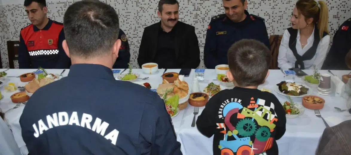 Köyceğiz Jandarması’nda iftar sofrasında birlik rüzgarı