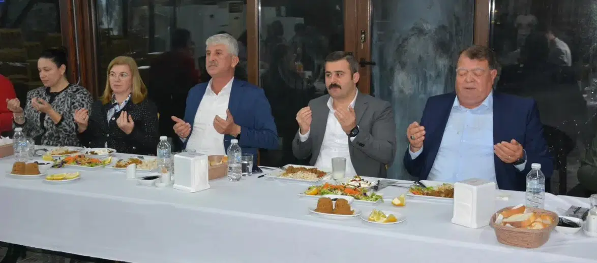 Köyceğiz Kaymakamı Mert Kumcu Muhtarlarla İftar Sofrasında