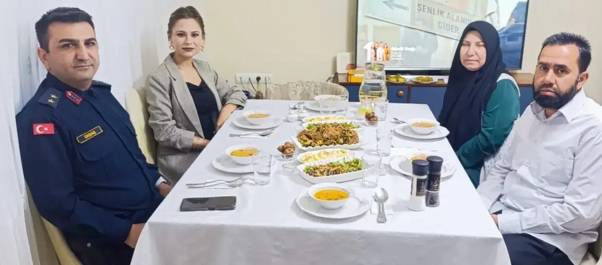 Köyceğiz’de Anlamlı İftar: Kahraman Gaziye Jandarma Ziyareti