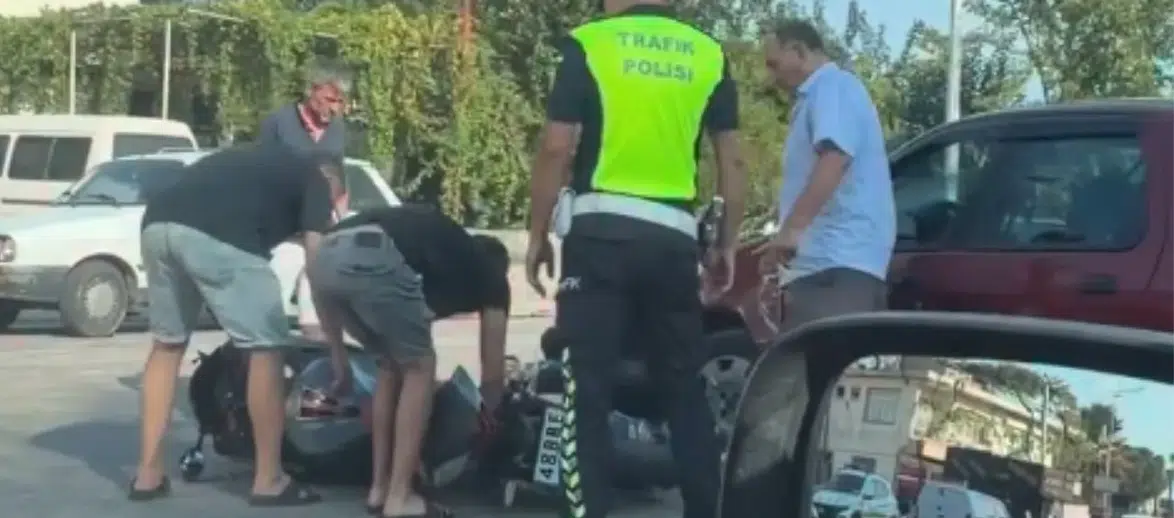 Köyceğiz Dört Yol'da Trafik Kazası: 1 Yaralı!