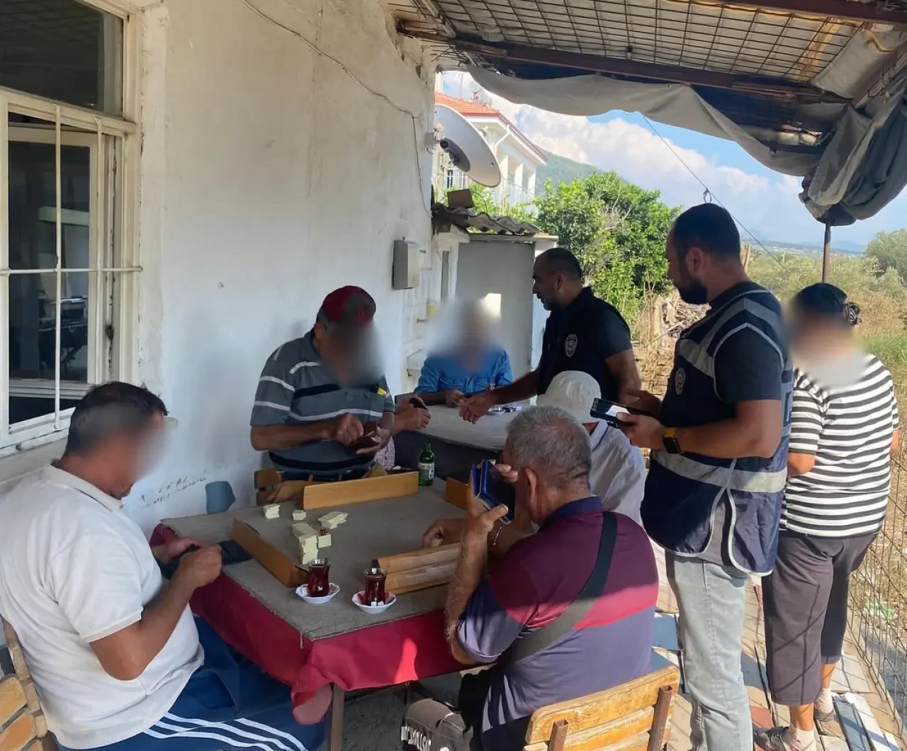 Köyceğiz’de Okul Çevresi Denetimi: 317 Şahıs Sorgulandı, 47.827 TL Ceza Kesildi 6