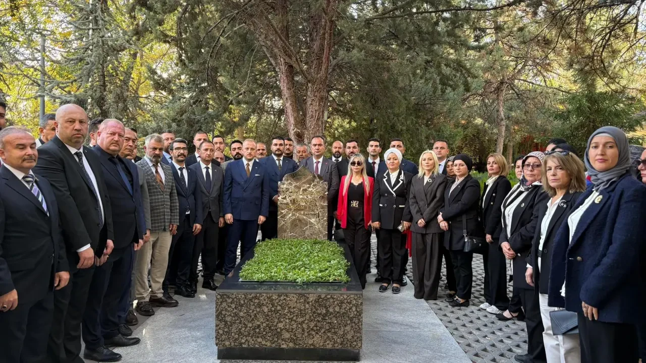 TBMM’de Muğla Rüzgarı: MHP Teşkilatları Bahçeli’nin Huzurunda Tam Kadro Yer Aldı 4