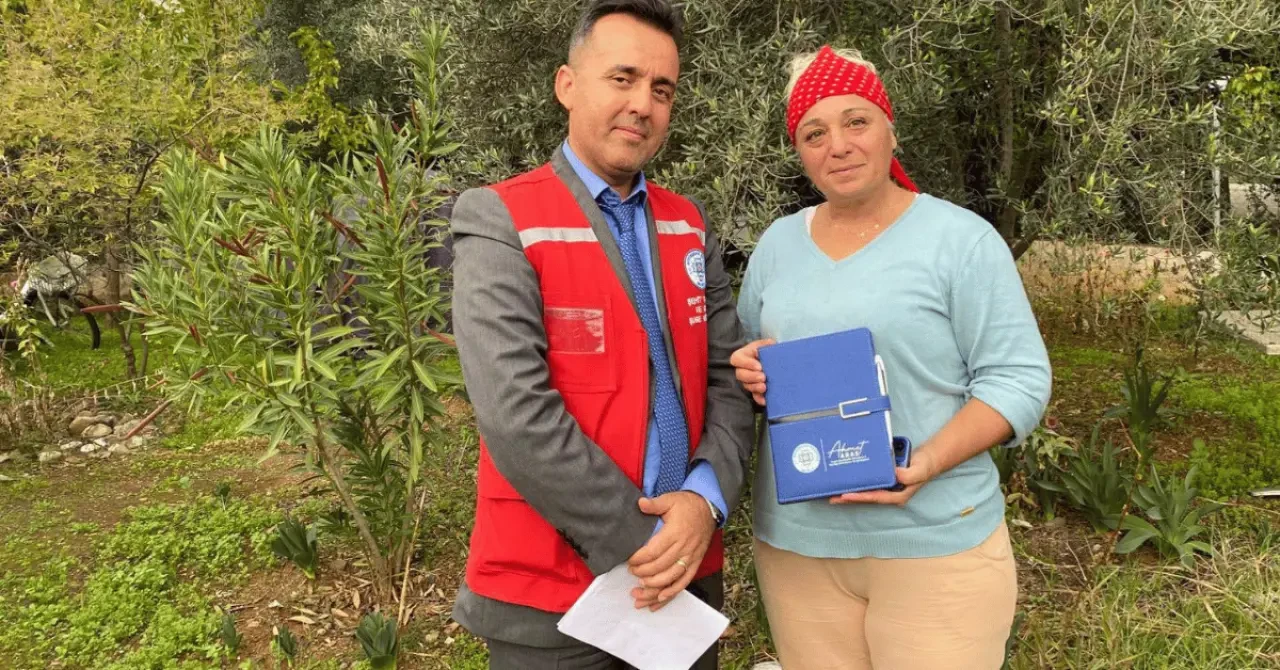 Şehit Babasına Hatıra Defteri Geldi: Başkan Aras’tan Köyceğiz’de Göz Dolduran Vefa 3