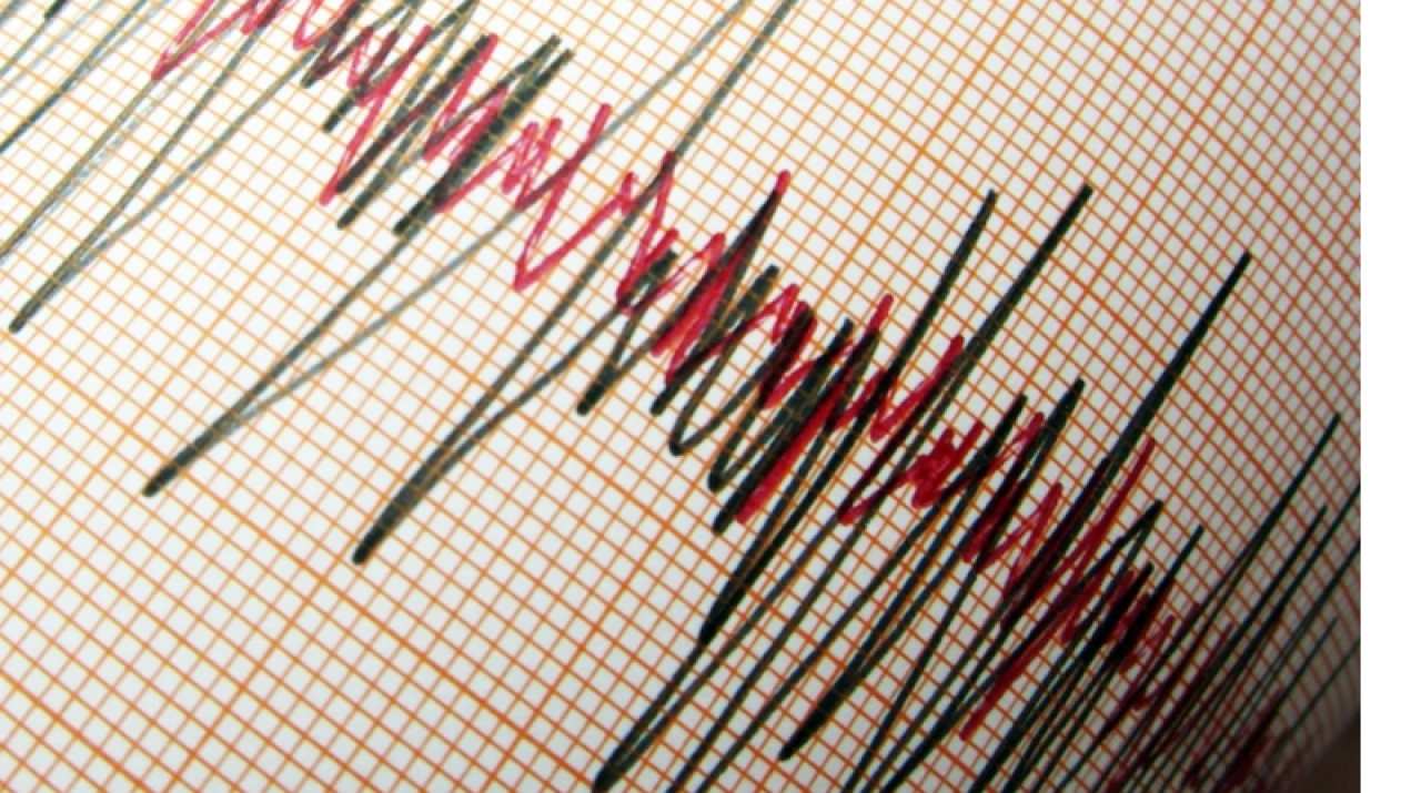 Sındırgı’da 4.1 Büyüklüğünde Artçı Deprem! 6.1’lik Ana Şokun Ardından Bölge Hâlâ Sallanıyor