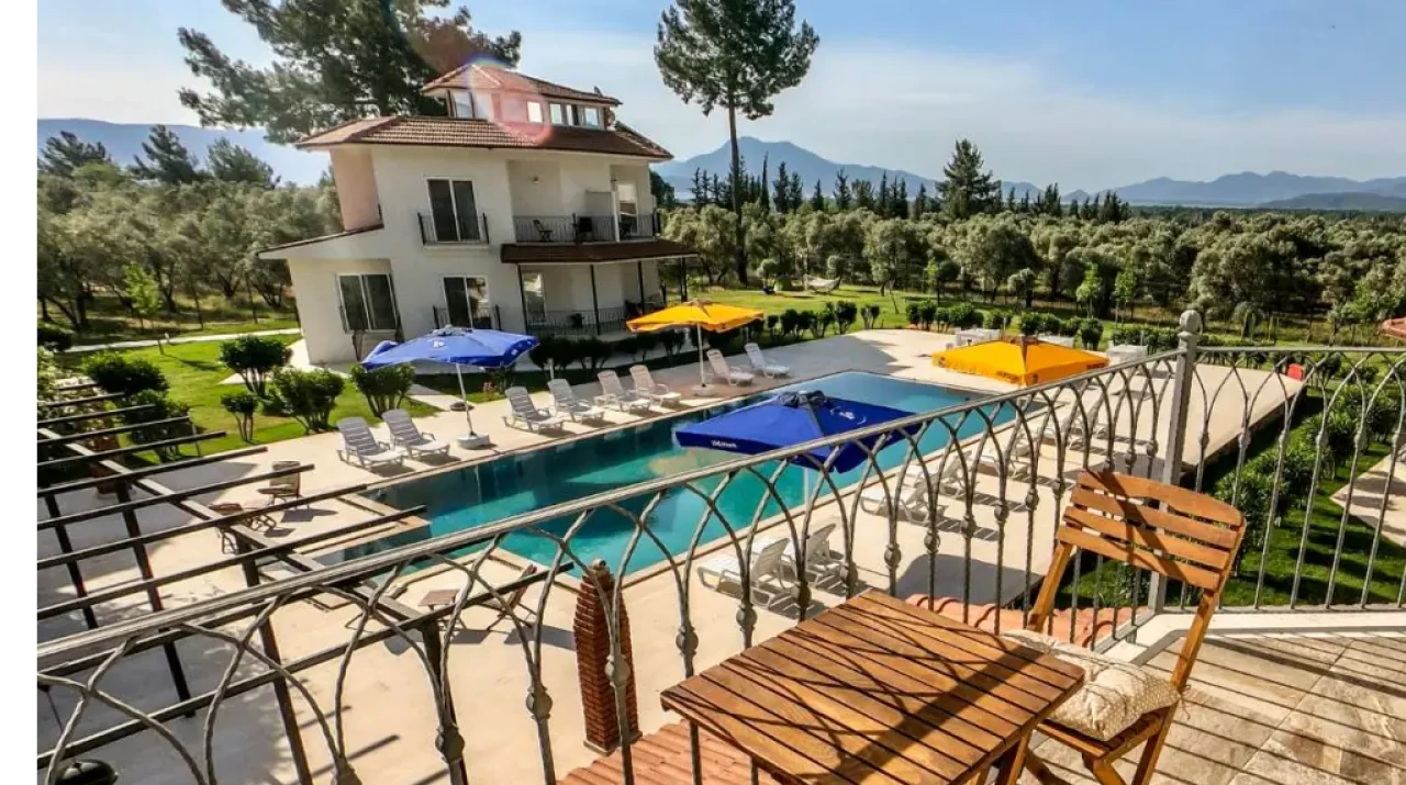 Muğla Köyceğiz Kiralık Yazlık: Havuzlu Villalar, Doğa İçinde Müstakil Evler ve Güncel Fiyatlar