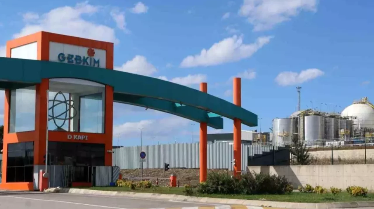 Kocaeli'nde Fabrika Patlaması: 2 İşçi Hayatını Kaybetti