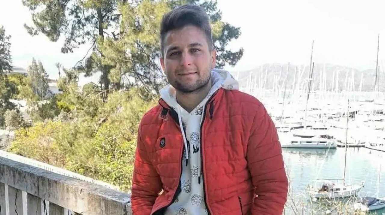 Fethiye’de İş Makinesine Arkadan Çarpan Motosiklet Sürücüsü Hüseyin Mutlu Cibi Hayatını Kaybetti