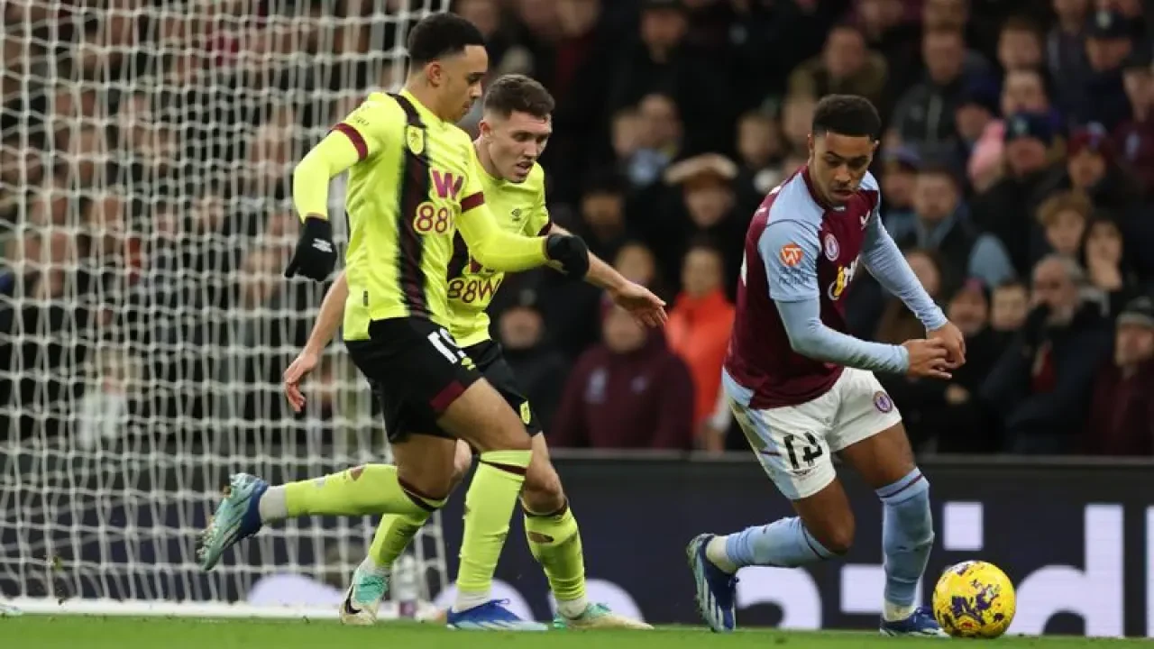 Aston Villa Burnley maçı nereden izlenir? Aston Villa Burnley CANLI hangi kanalda, nasıl izlenir?