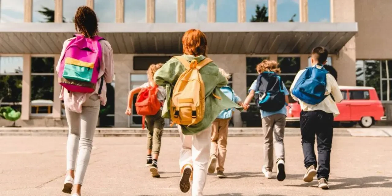 MEB 2025–2026 Ara Tatil Takvimini Açıkladı: Kasım, Sömestr ve Mart Tatilleri Belli oldu