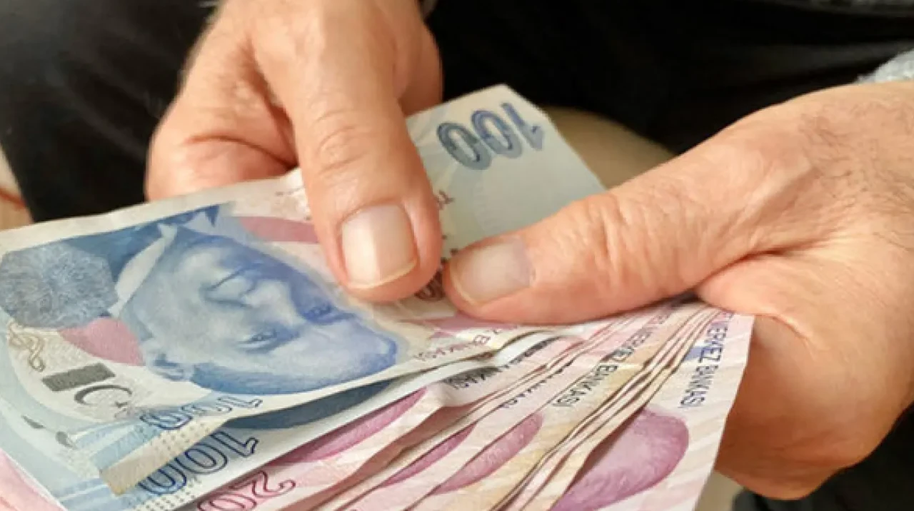 Emekli Maaş Promosyonları Rekor Seviyeye Ulaştı: Bankalar 30 Bin TL’ye Kadar Ödeme Yapıyor
