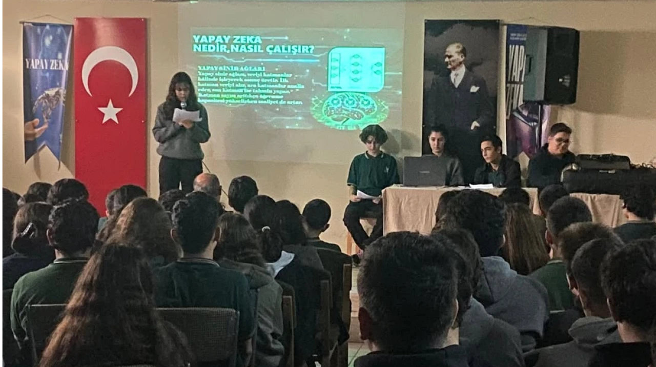 Köyceğiz Fen Lisesi’nde Genç Ar-Ge Konferansı Yapay Zekâ ve IoT Temalı Gerçekleşti