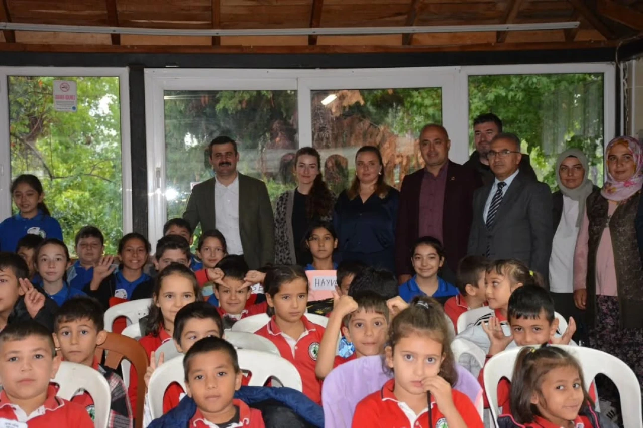 Köyceğiz’de 4 Ekim Hayvanları Koruma Günü Etkinliği Düzenlendi