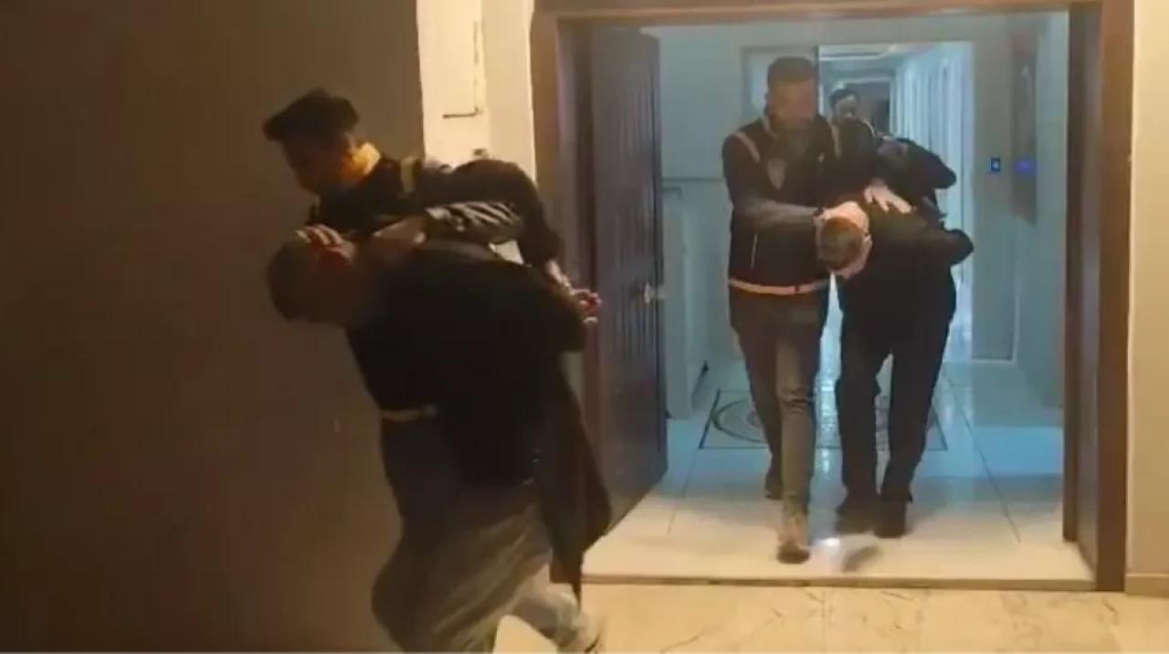 Altındağ’da Pompalı Dehşeti: Gazi Karaca Hayatını Kaybetti, 2 Kişi Tutuklandı