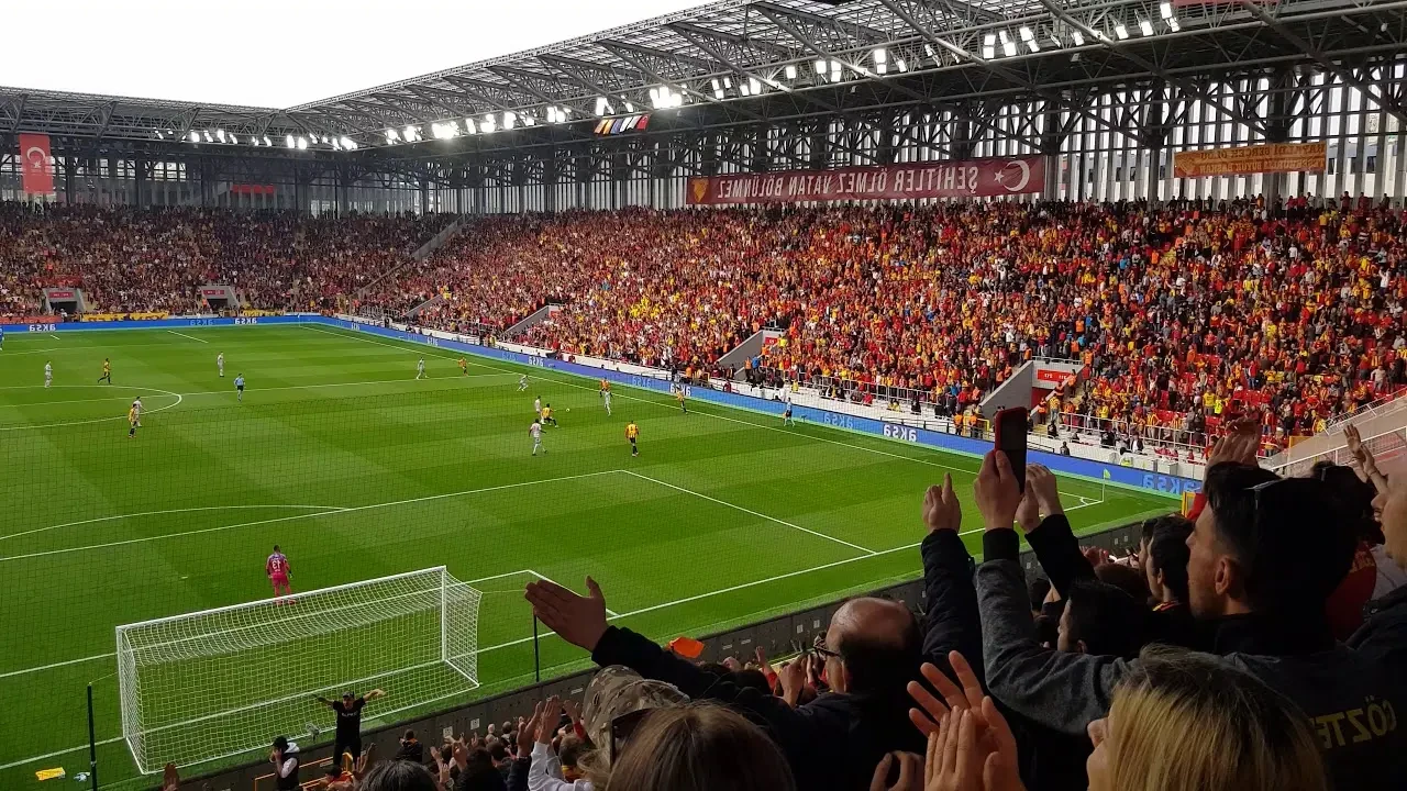 Göztepe - Başakşehir Maçı Ne Zaman, Saat Kaçta? Süper Lig’de Kritik Mücadele