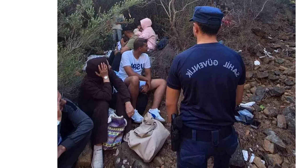 Fethiye'de 59 Düzensiz Göçmen ve 3 Kaçakçı Yakalandı