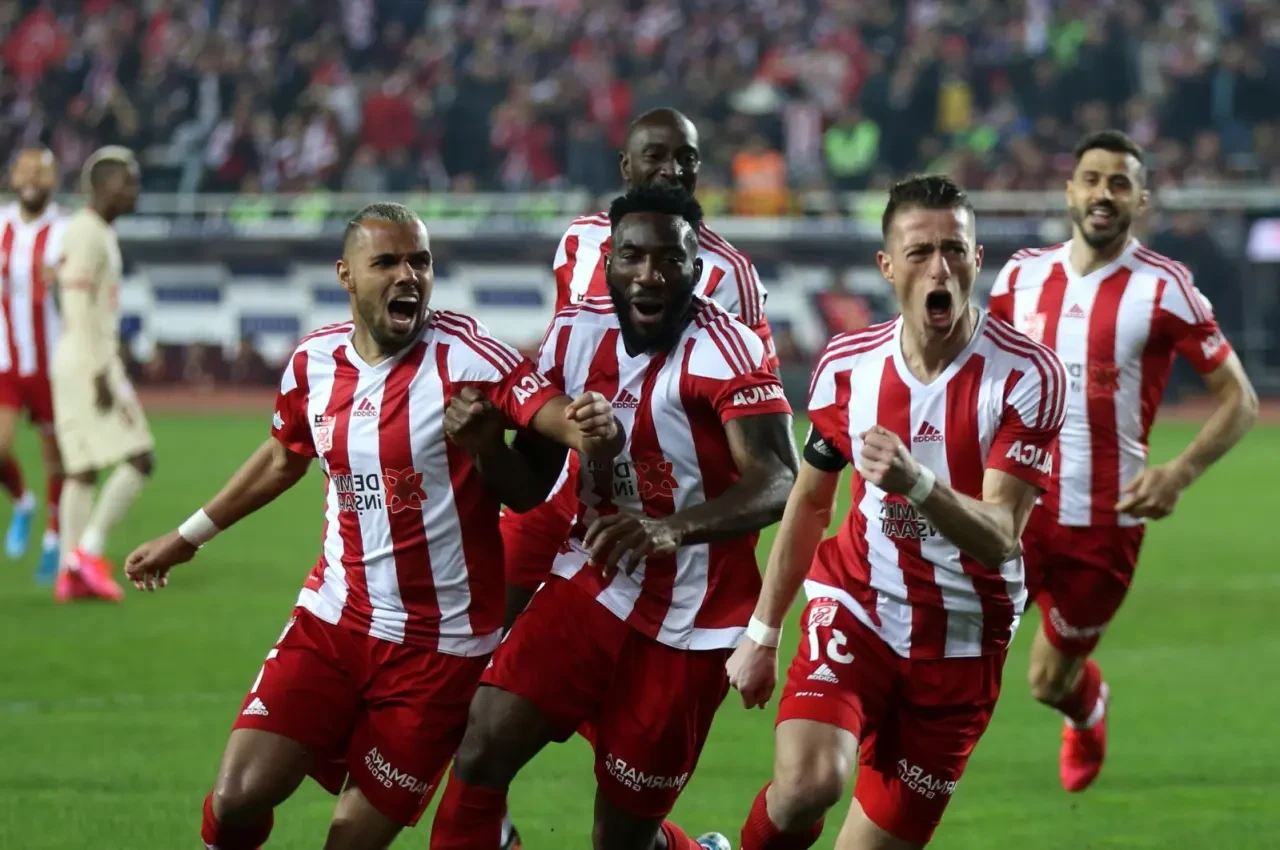 Sivasspor Serik Bld. maçı nereden izlenir? Sivasspor Serik Bld. CANLI hangi kanalda, nasıl izlenir?