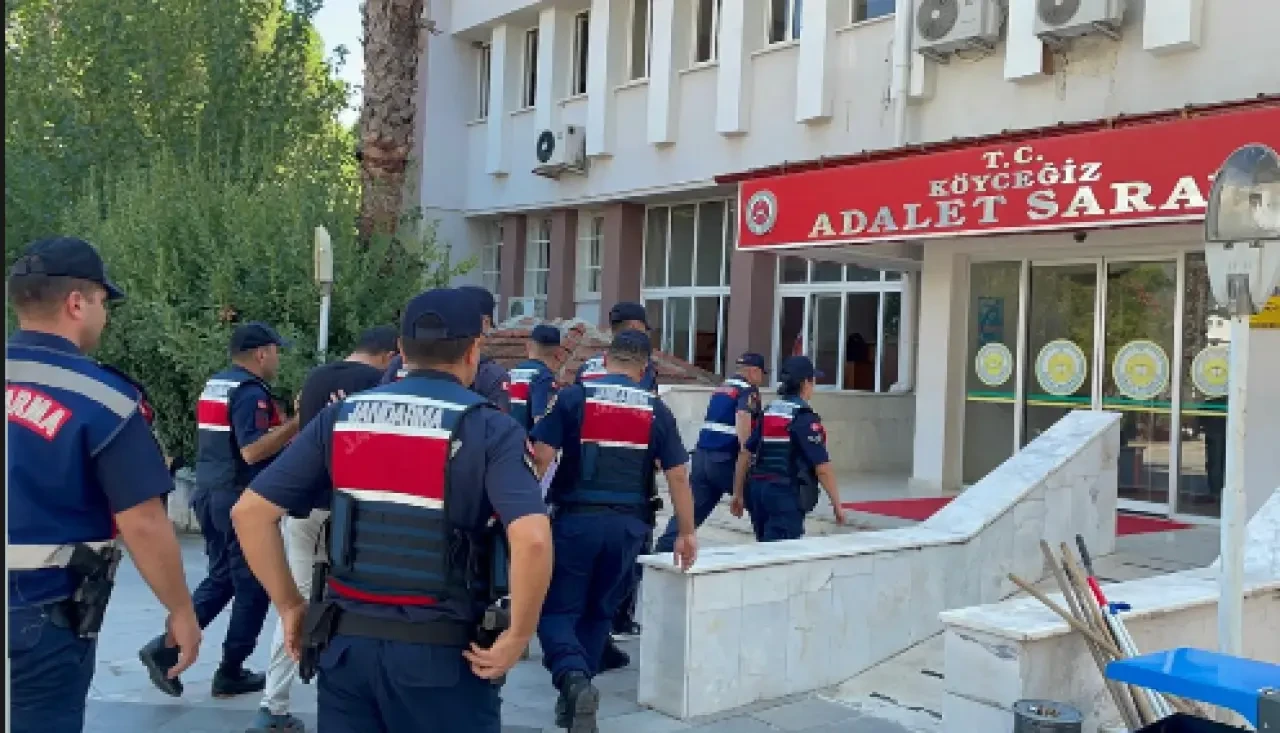 Köyceğiz’de Göçmen Kaçakçılarına Drone Destekli Operasyon: 3 Gözaltı, 79 Göçmen İşlemde