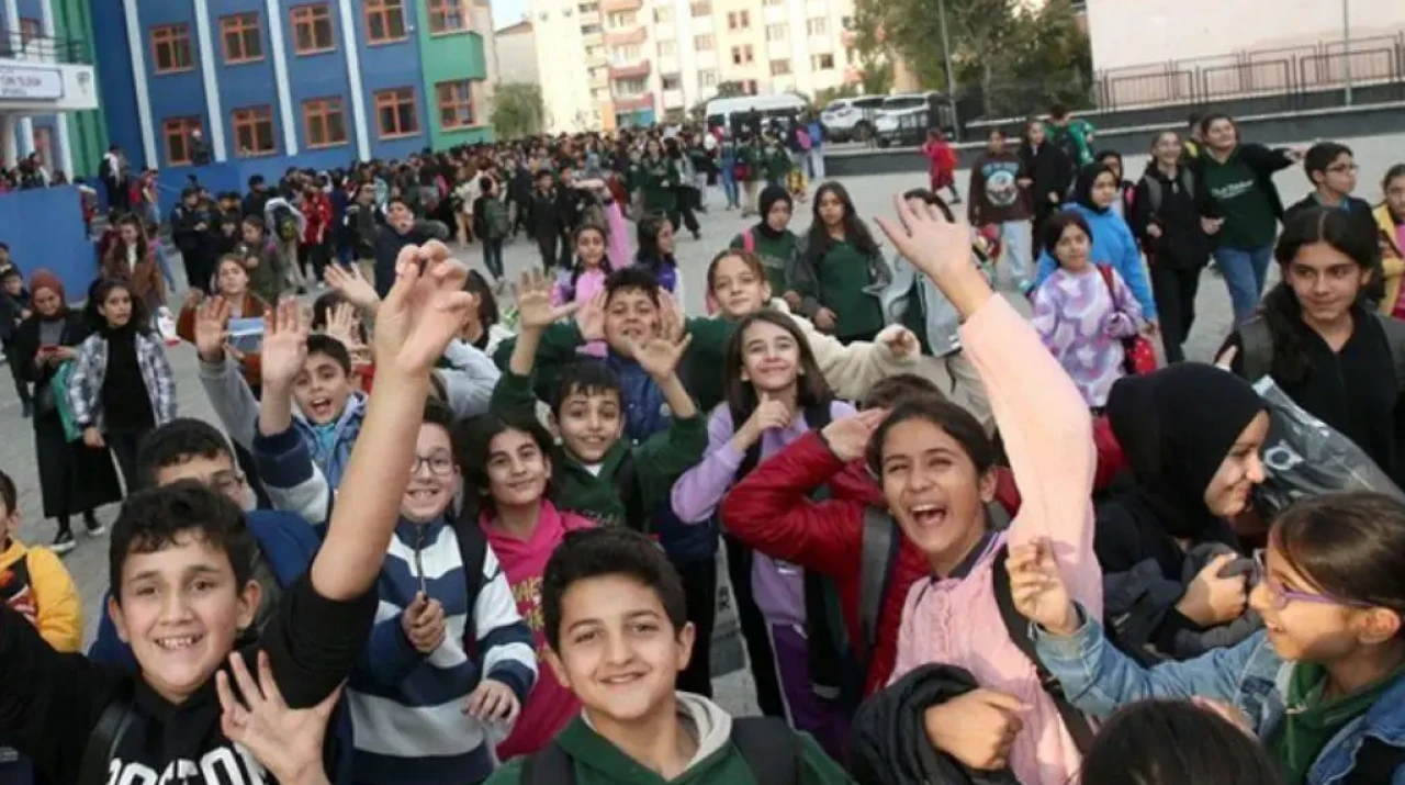 Kasım Ara Tatili Ne Zaman Başlıyor, Kaç Gün Sürecek?