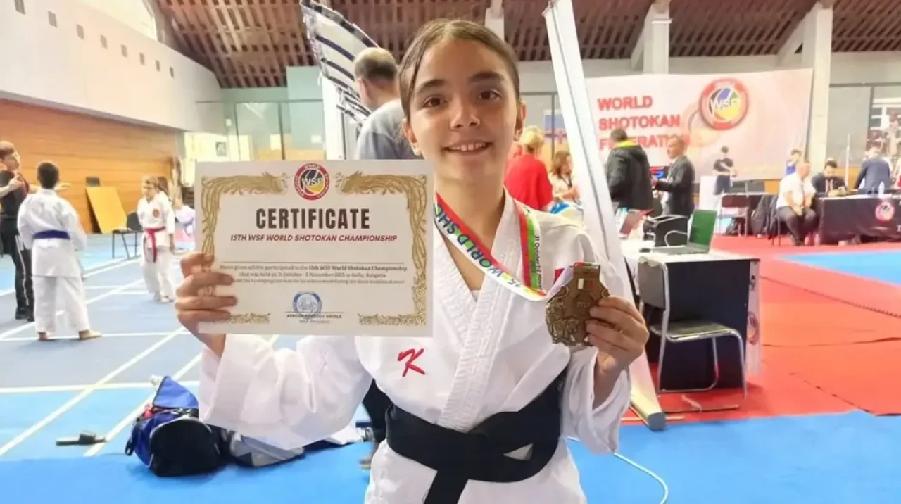 Muğlalı Ceylin Ayşe Şimşek Balkan Şampiyonu Oldu! Karate’de Çifte Zafer