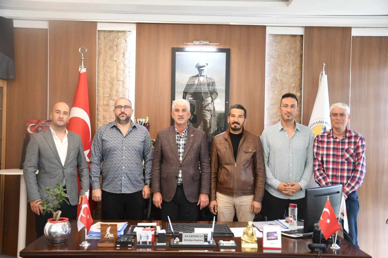 Köyceğiz Belediyesine Paddle Fest Caretta’dan 2 Hasta Bakım Yatağı Bağışı