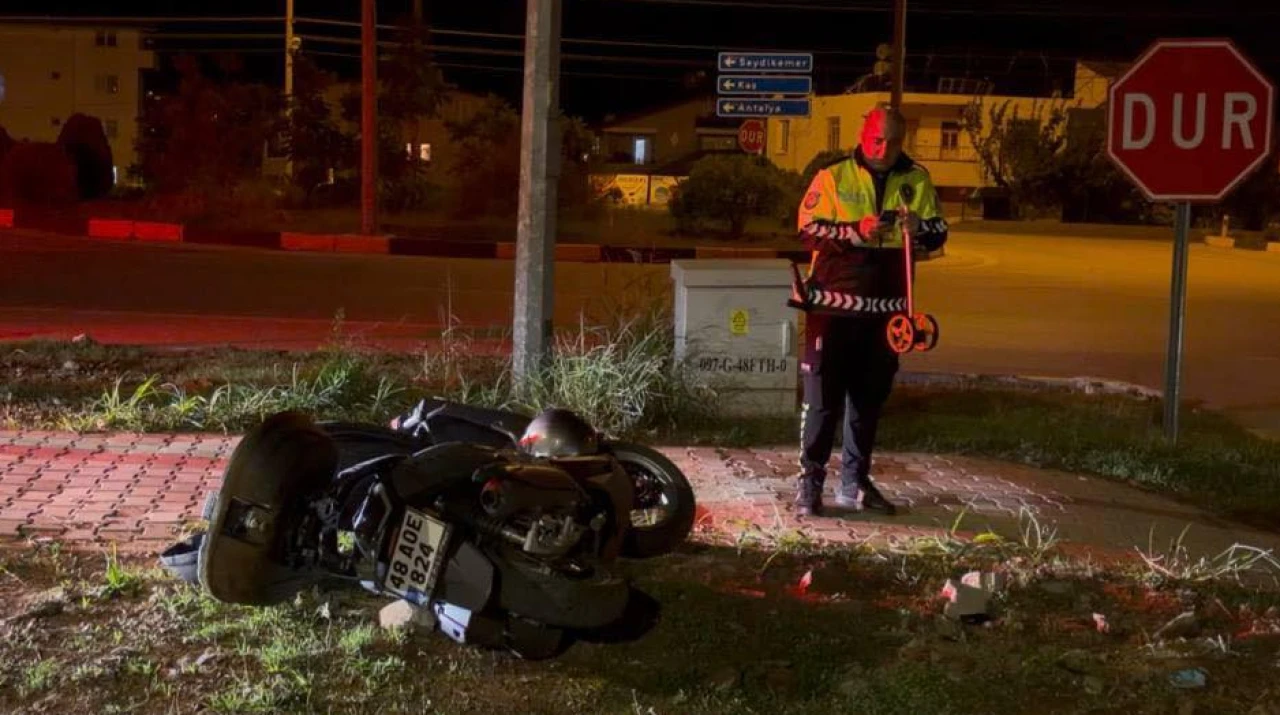 Fethiye’de Motosiklet Kazası: Üniversite Öğrencisi Eren Sever Hayatını Kaybetti