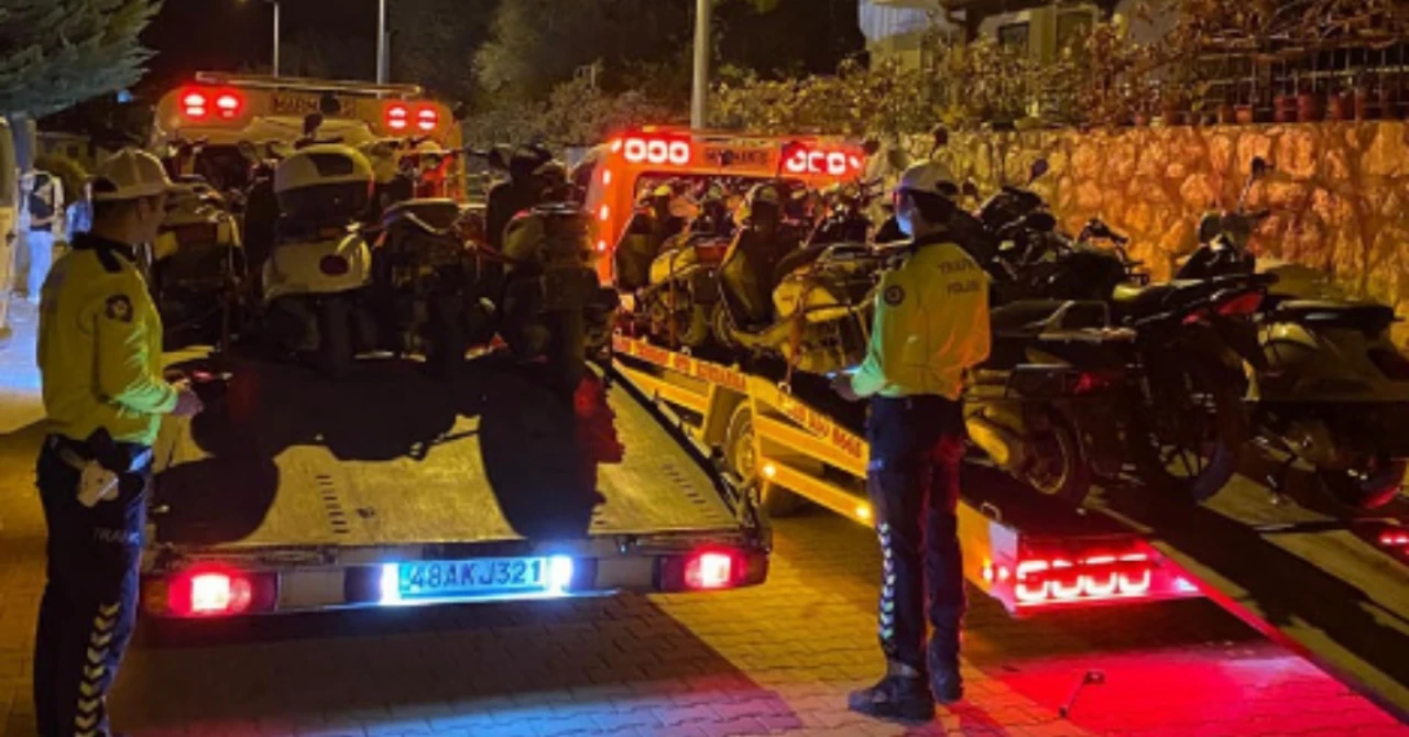 Datça’da Plakasız Motosikletlere 235 Bin TL Ceza Kesildi