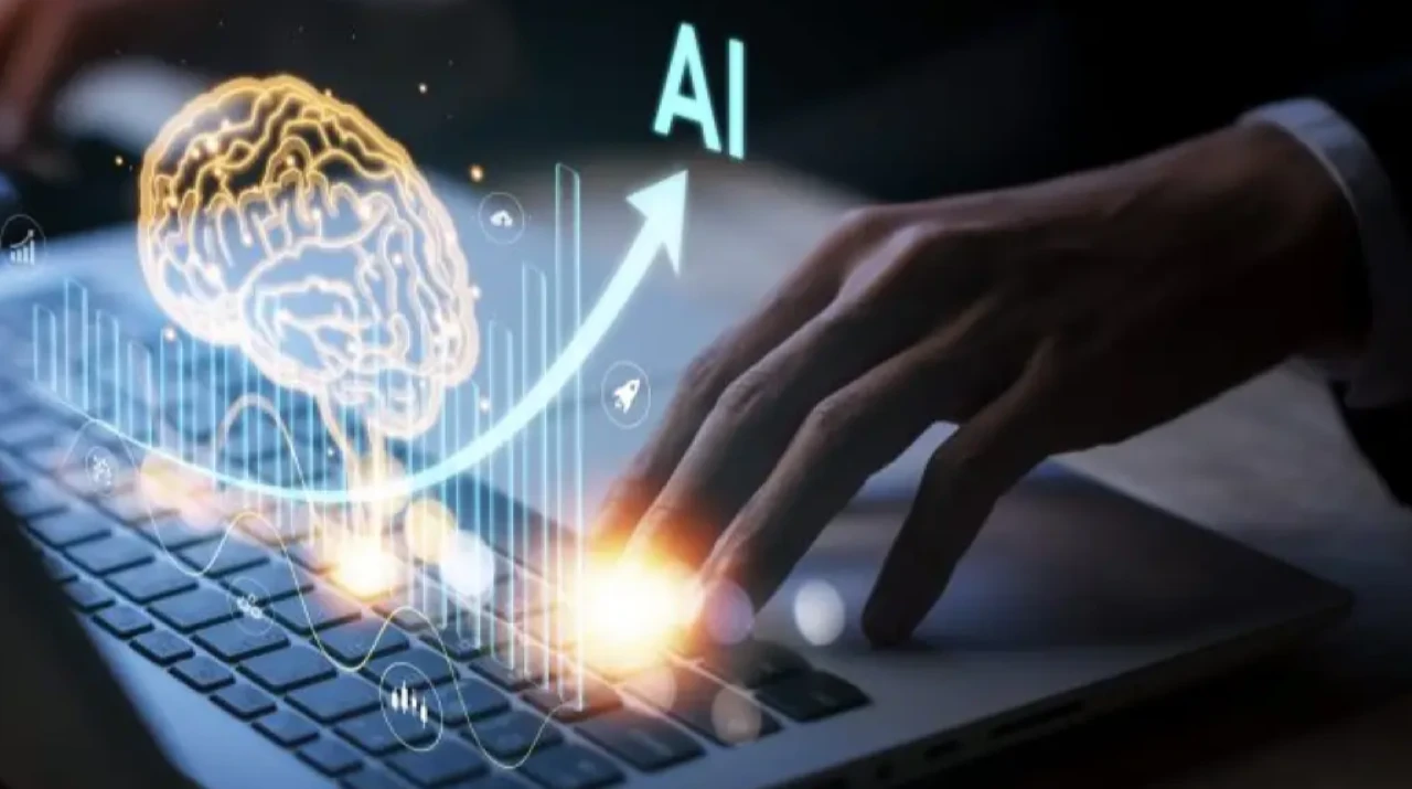 Birleşik Krallık’ta 28 Milyon Kişi Parasını Yapay Zekâ ile Yönetiyor