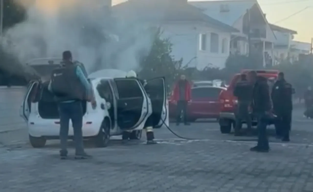 Köyceğiz Gülpınar’da Araç Alev Aldı! Mahalle Ayağa Kalktı