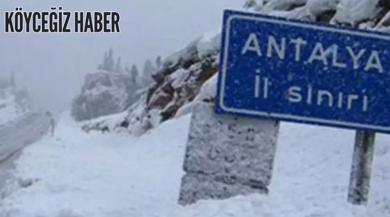 Antalya'ya Kar Sürprizi: Akseki-Seydişehir Yolunda 10 Kilometrelik Alanda Etkili Oldu