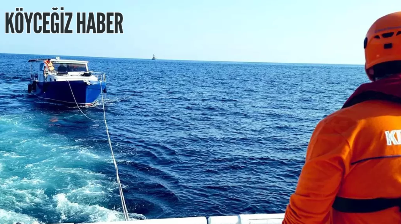 Bodrum Gümbet Açıklarında Fırtınada Sürüklenen 38 Metrelik Tekne Kurtarıldı