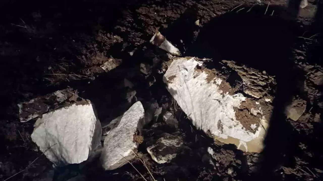 Tiktok Canlı Yayınında Kaçak Kazı Yapan 6 Kişi Yozgat'ta Yakalandı