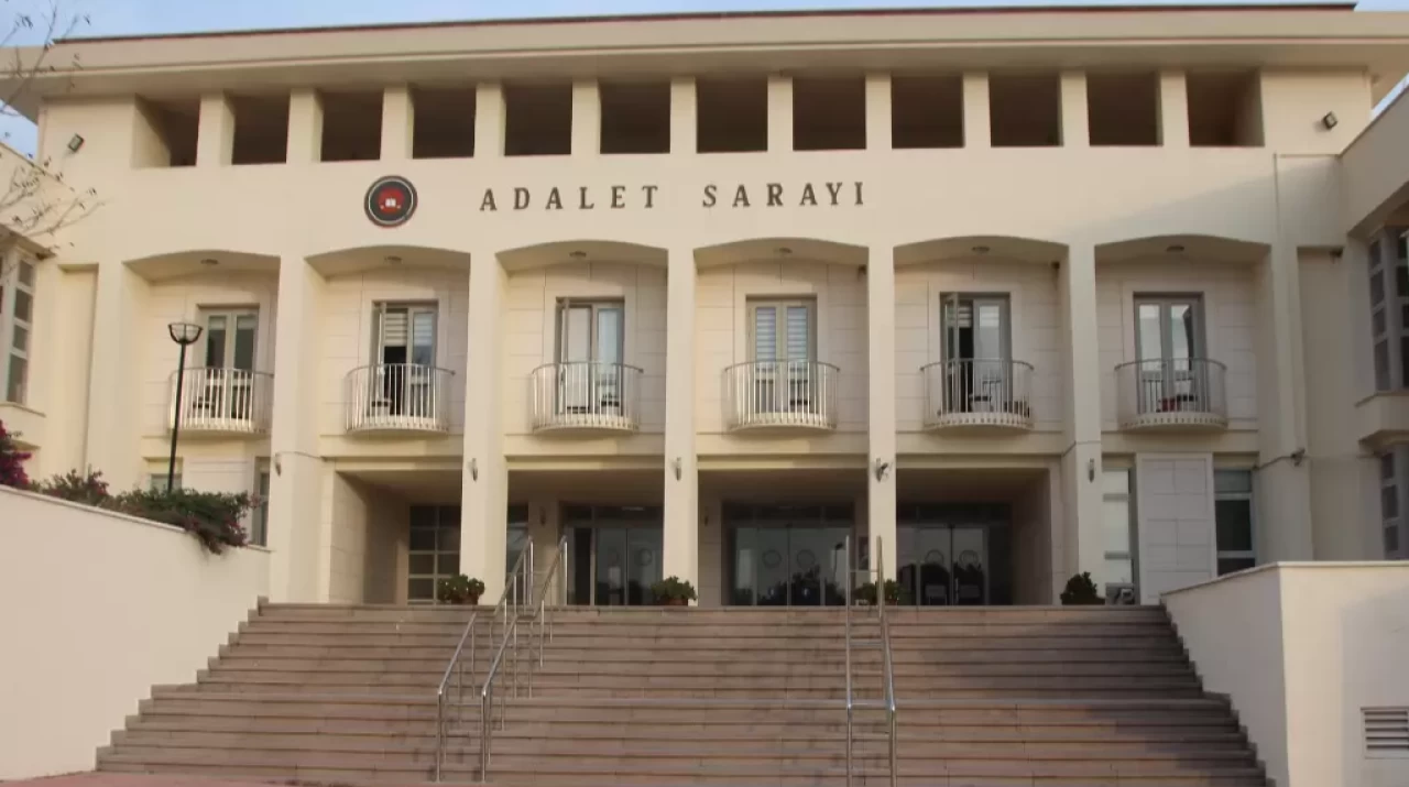 Menteşe’de Sahte Dolar Operasyonu: 25 Adet 100’lük Banknot Ele Geçirildi
