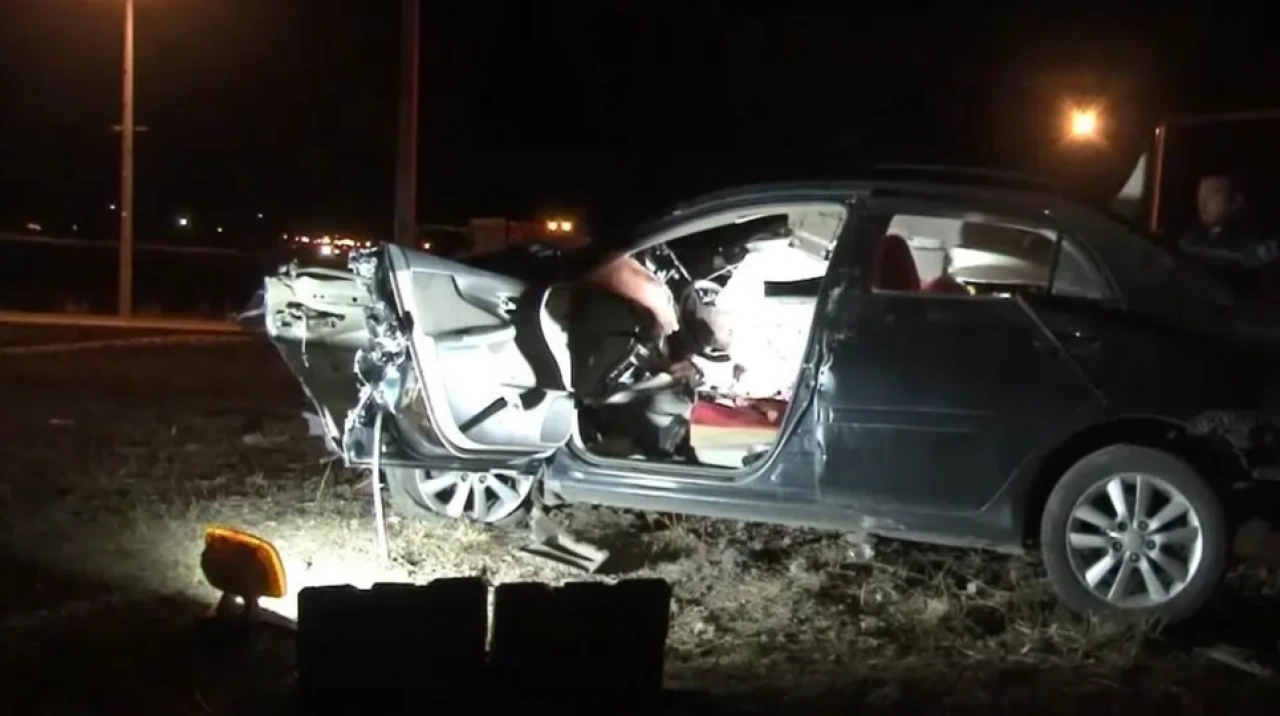 Kars’ta Feci Kaza: Kamyonla Çarpışan Otomobilde Ömer Uğurlu Hayatını Kaybetti