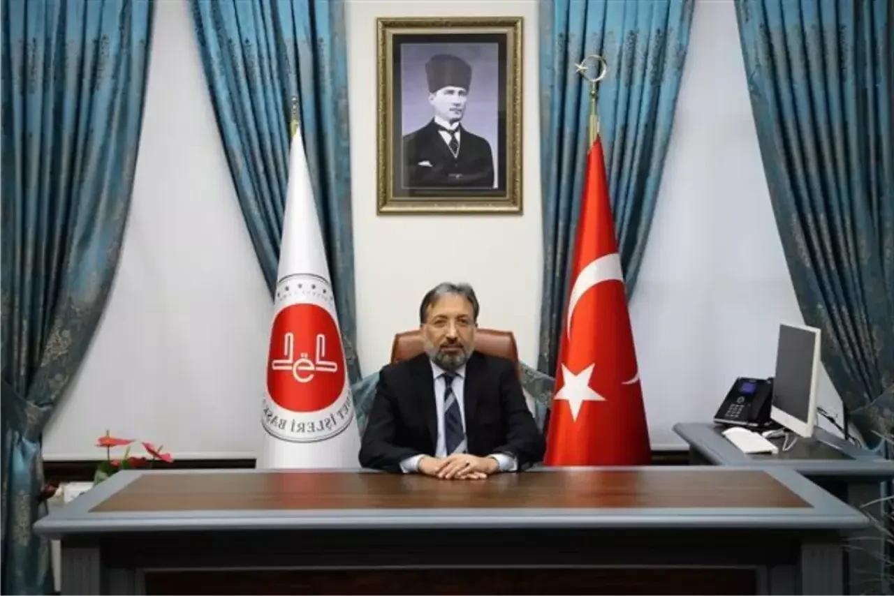 Diyanet İşleri Başkanlığı’na Prof. Dr. Safi Arpaguş Atandı: Ali Erbaş Görevden Alındı