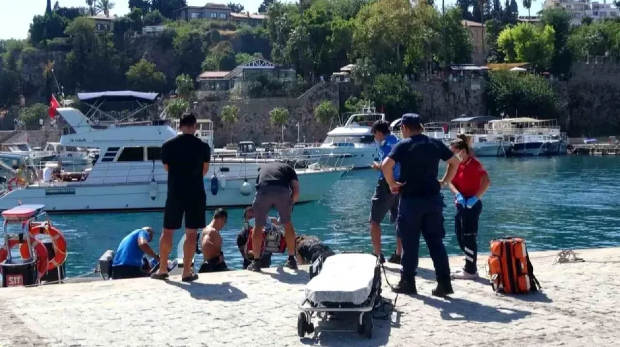 Antalya'da Falezlerden Düşen Kadir Orhanlı Hayatını Kaybetti