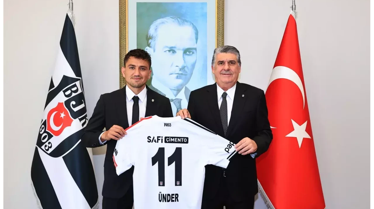 Beşiktaş'da Cengiz Ünder Sözleşmeyi İmzaladı