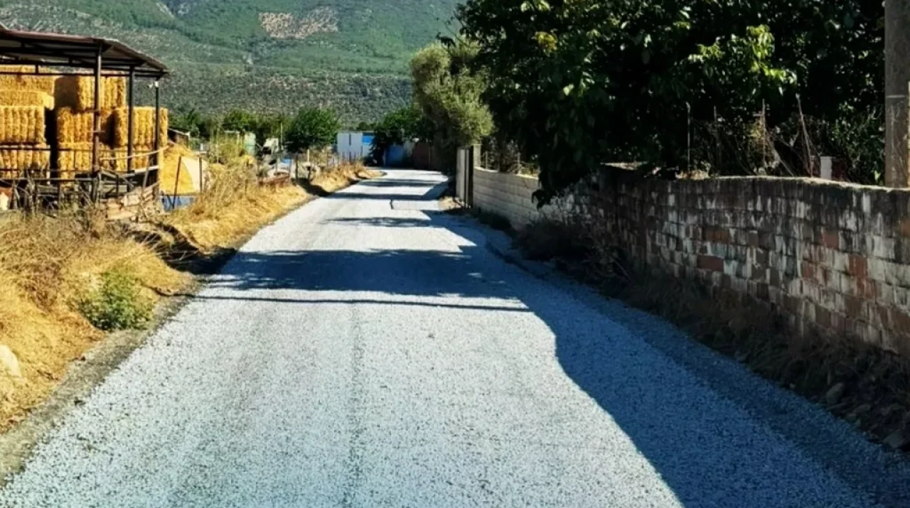 Milas Belediyesi Yol Seferberliği Başlattı: 6 Mahallede Kaplama ve Beton Çalışmaları Tamamlandı