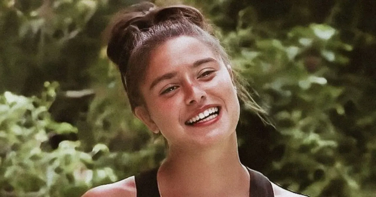 Survivor’un Yıldızı Ayşe Yüksel’e Maldivler’de Evlilik Teklifi: “Evet Dedim” Paylaşımı Sosyal Medyada Gündem Oldu