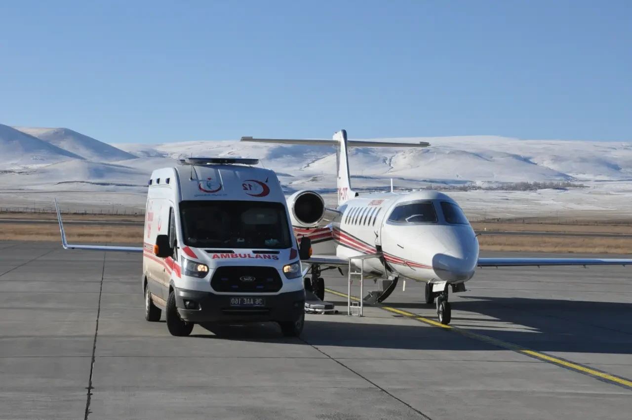 Kalp Hastası Bebek, Ambulans Uçakla Ankara’ya Sevk Edildi