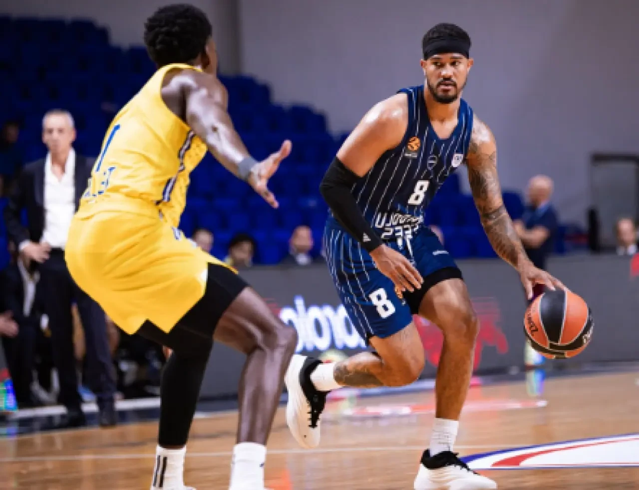 Anadolu Efes Avrupa Ligi’ne Galibiyetle Başladı: Maccabi Rapyd’i 85-78 Mağlup Etti