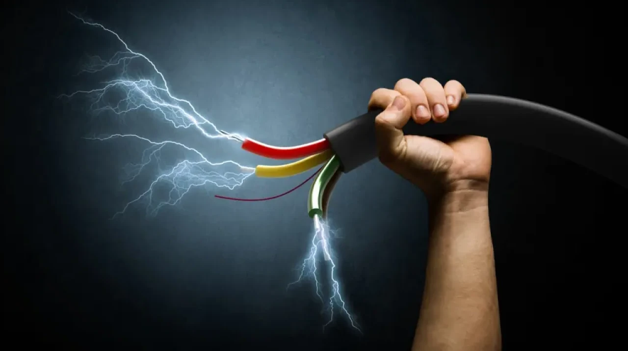 Ankara Elektrik Kesintisi Listesi 16 Eylül 2025: Hangi İlçelerde Elektrik Kesilecek, Ne Zaman Gelecek? Başkent EDAŞ Son Durum