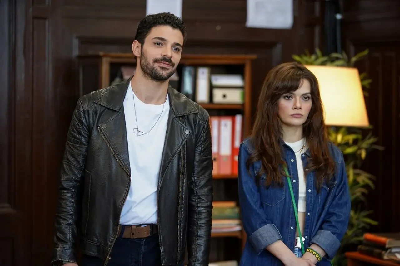 Gözleri Karadeniz Azil Yılmaz Kimdir? Halit Özgür Sarı Kaç Yaşında, Aslen Nereli, Oynadığı Diziler, Filmler