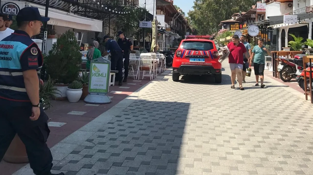 Akyaka’da Otel Odasında Şüpheli Ölüm: 34 Yaşındaki Kadın Ölü Bulundu