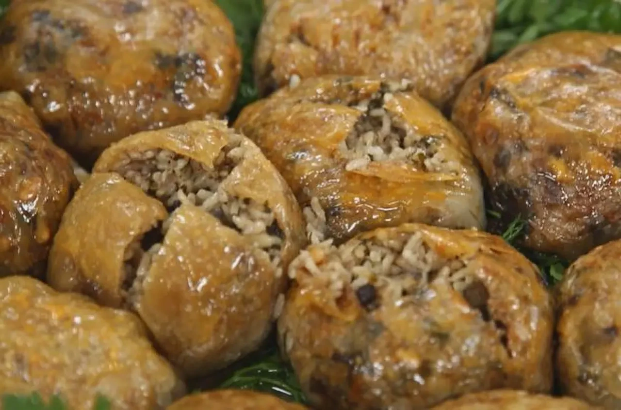 MasterChef’te Gündeme Gelen Ciğer Sarma Nedir? Ciğer Sarma Nasıl Yapılır, Püf Noktaları ve Sunum Önerileri