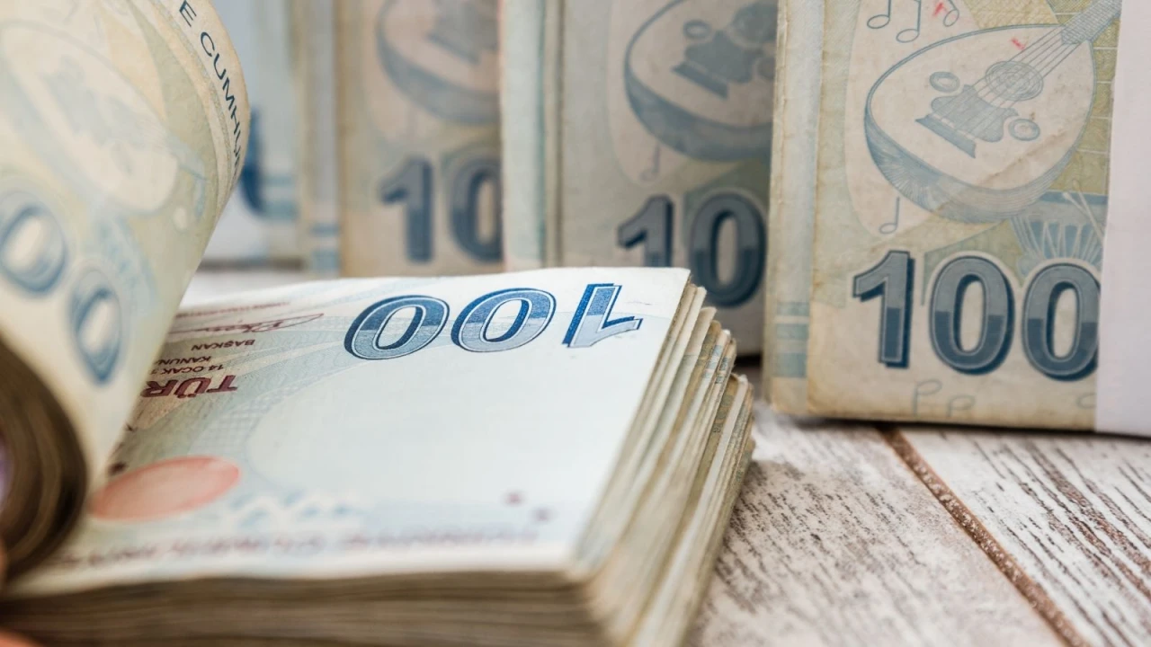 100 Bin TL İhtiyaç Kredisi Çekenler 36 Ay Vadede Aylık Kaç TL Öder? Banka Banka Taksit Hesaplaması