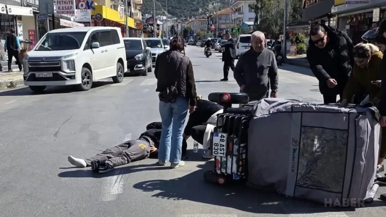 Fethiye Baha Şıkman Caddesi'nde Kaza: 2 Kişi Yaralandı!